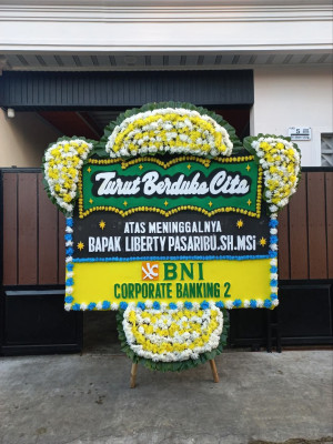 Papan Bunga Duka di Tekarang
